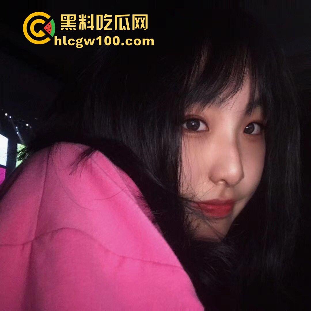 宁夏大学大一清纯学妹【靳晓婉】自拍视频曝光，军训服下都藏不住的骚母狗！