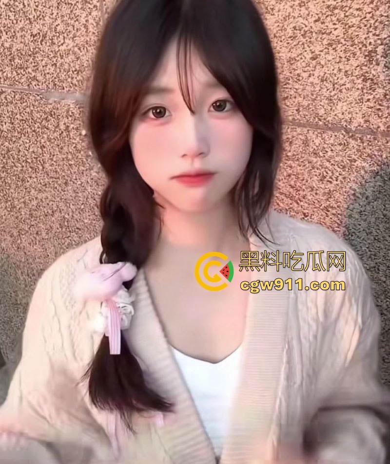 郑州大学清纯大三女大【卢佳颖】学生妹调教榨精狂欢,粉嫩骚穴紧裹肉棒喷汁高潮,榨得男友欲仙欲死!-2