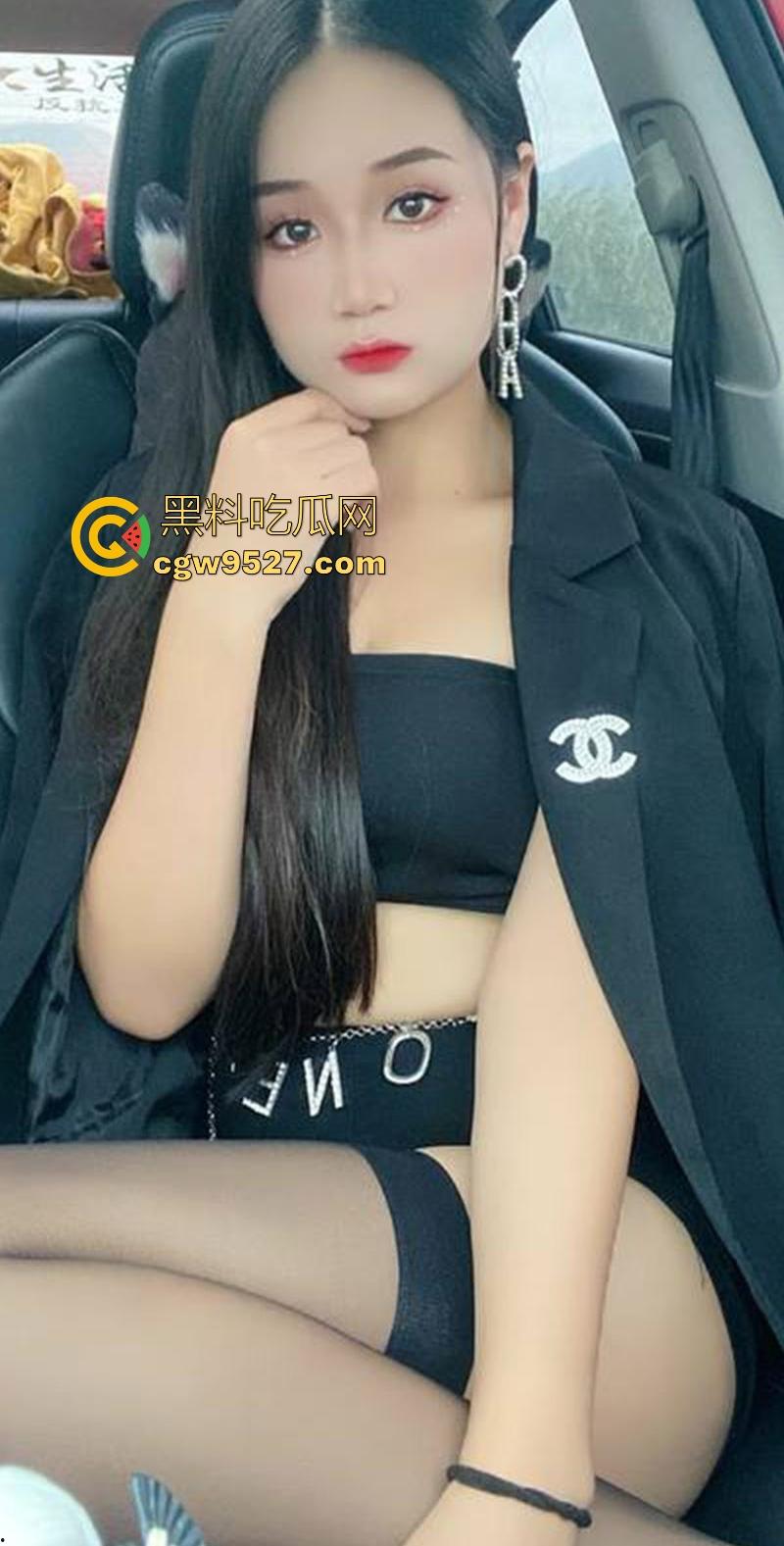 快手性感网红【小阿美】榜一福利视频泄露,励志宝妈变淫荡母狗激情自慰,忍不住就对着她撸了吧!-5