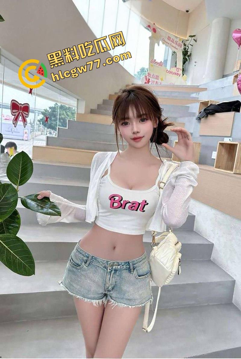 海角乱伦大神 周末停电妹妹来出租屋避暑 夜里我控制不住内射了熟睡中的妹妹!-2