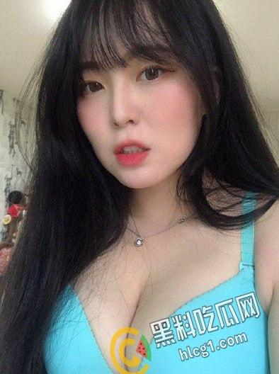 韩国幼师妹子刺激流出 妥妥的骚母狗一条 表面清纯背地里最爱舔鸡巴 梦想是被强奸和多人轮奸-3