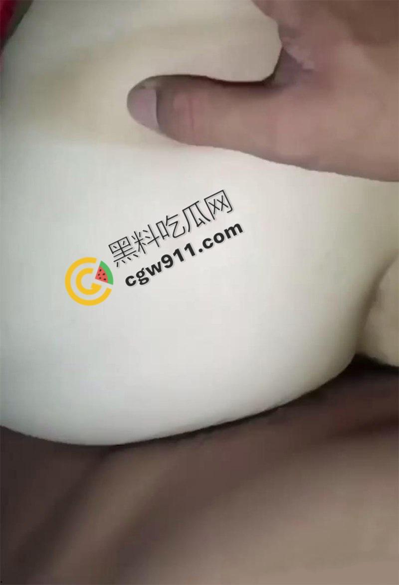 海角大神爆发新作!已为人妻的姐姐被无套操爽,舔屌配合大喷精,瓜友们赶紧收藏!-11