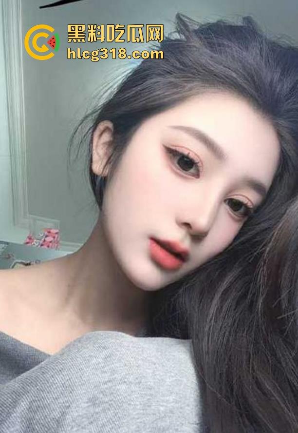 巨乳反差妹妹化身飞天小女警，来检查鸡巴精液是否正常，制服诱惑内射离场。