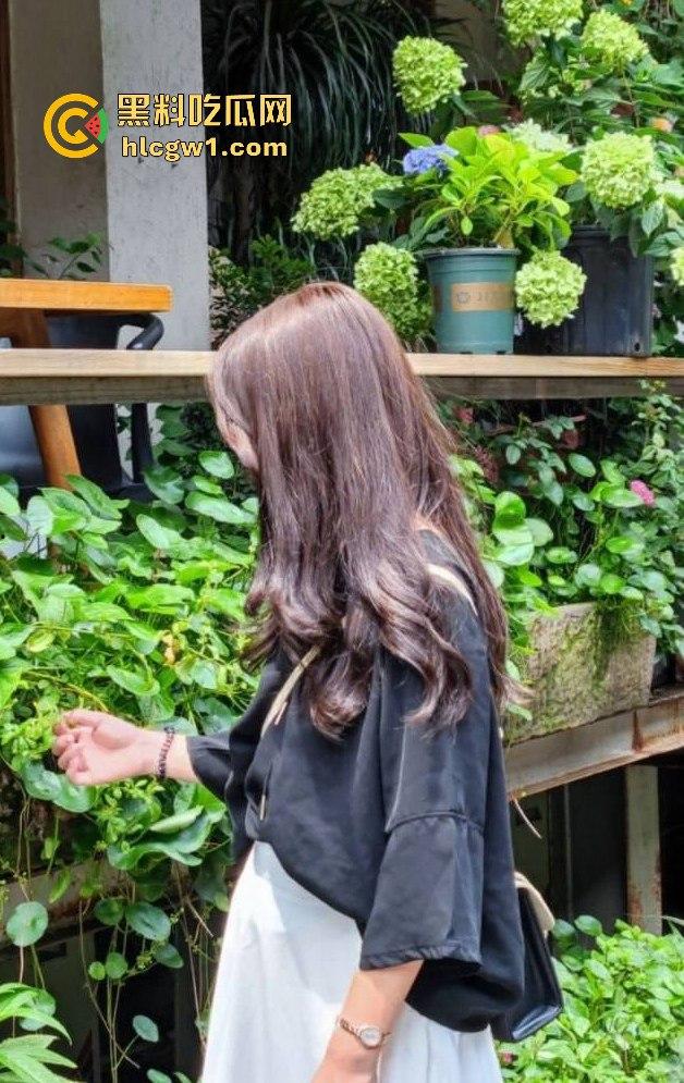 重庆骚货『严乐怡』母狗转型记全过程曝光！从高冷妹子到暴力口交滴蜡专家，女人开发出来才知道多骚！