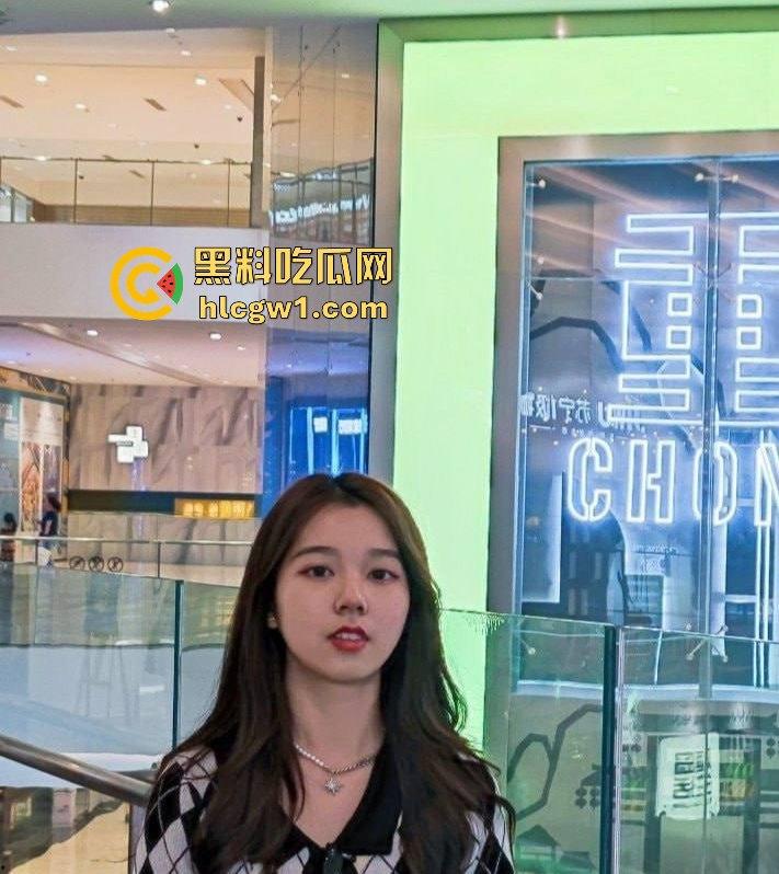 重庆骚货『严乐怡』母狗转型记全过程曝光!从高冷妹子到暴力口交滴蜡专家,女人开发出来才知道多骚!-5