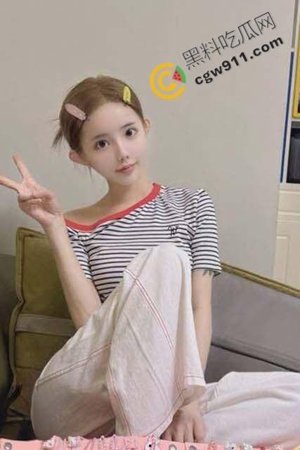 海角达人与表妹禁忌之夜！堂妹老公不在的那晚，半推半就的插入那湿润的嫩穴