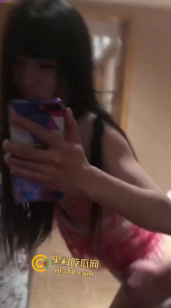 准大学生考上211,父亲奖励“生理第一课”,后入骚女儿翘臀狂操,这叫声听了母猪都要怀孕!-4