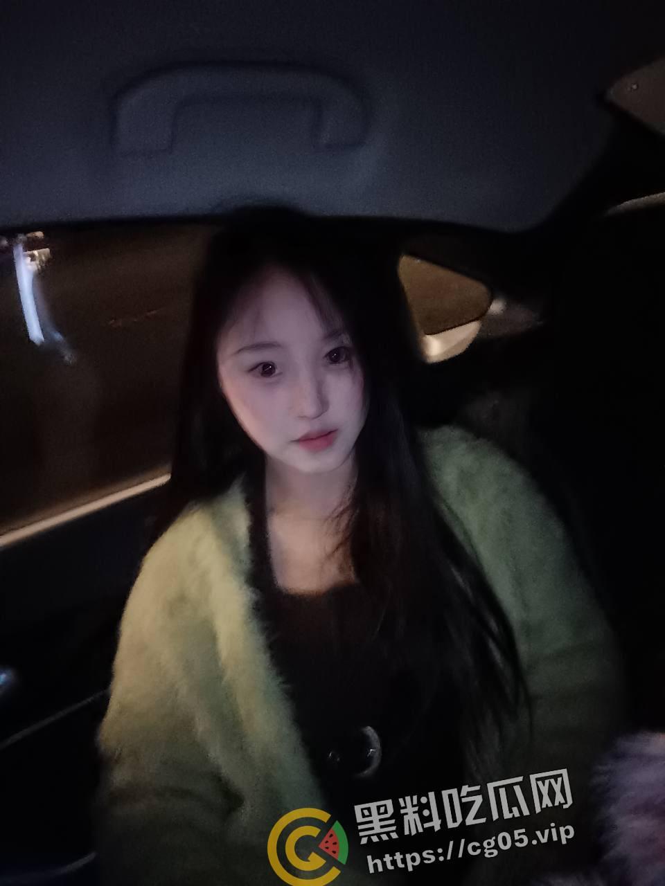 浙江商业职业技术学院 【陈丽娜】 巨乳反差婊 背着男朋友四处约炮 被捉奸后曝光