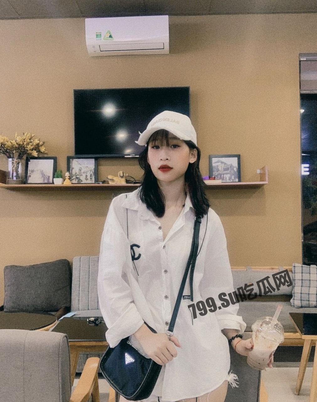 泄密系列 高质量网红美女 佳佳 拿起手机记录生活 性爱视频流出-6