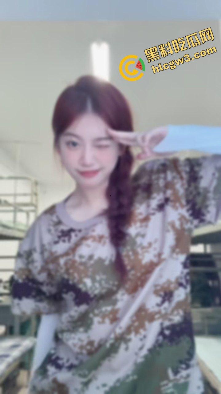 陕西科技大学反差骚鸡女学生『小红豆』下海约炮大哥被曝 美乳嫩体爆干骚逼!原创曝光流出!-3