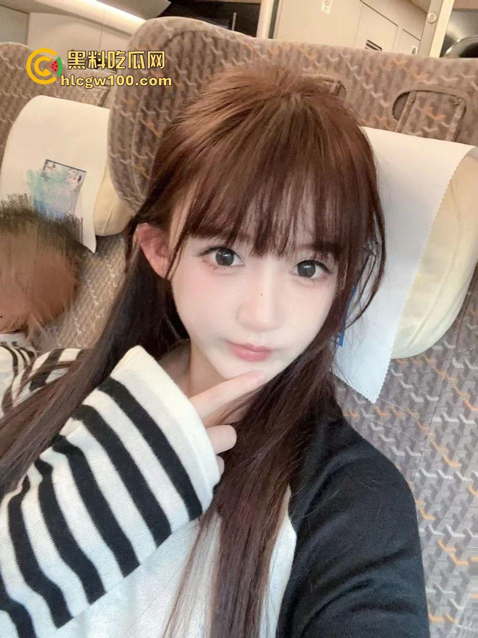 广州极品美女车震口爆实录,醇熟口技一流,吸裹舔吞一气呵成,肉棒爆浆全吞,画面爽到无法形容!-5