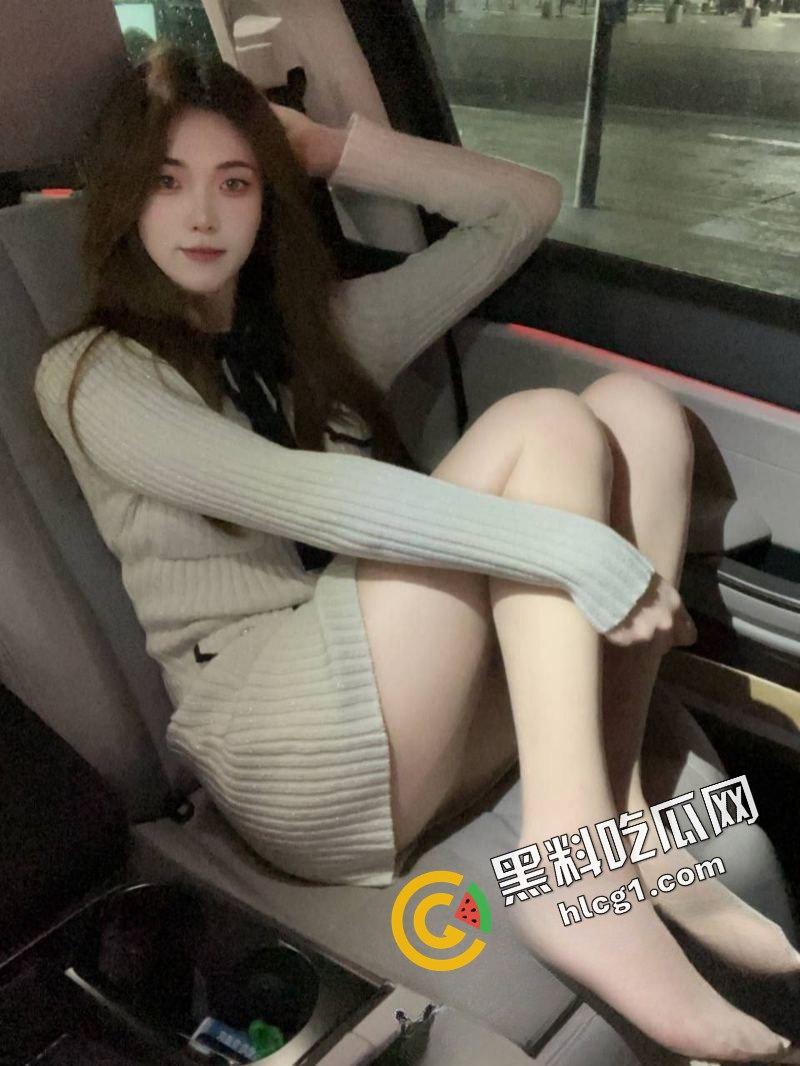 南京艺术大学瓜子脸女神『李佳琳』性欲旺盛的母狗 金主包养调教玩弄视频流出-2