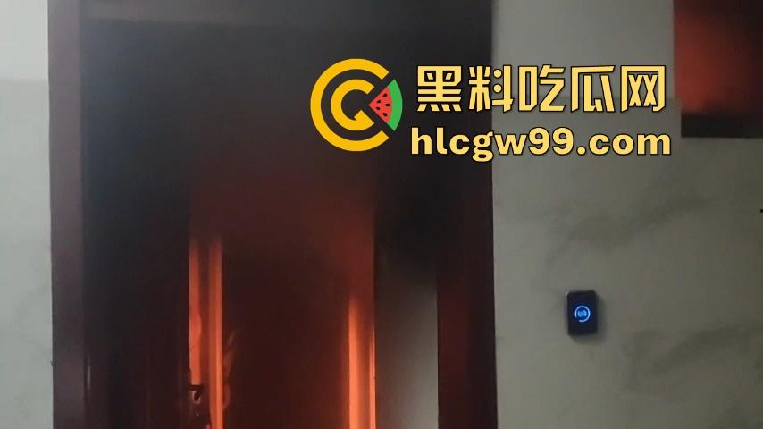 合肥工业大学研究生宿舍翻车,玩充气娃娃被舍友撞见,慌乱中烧毁证据,结果把整间宿舍点着了!-8