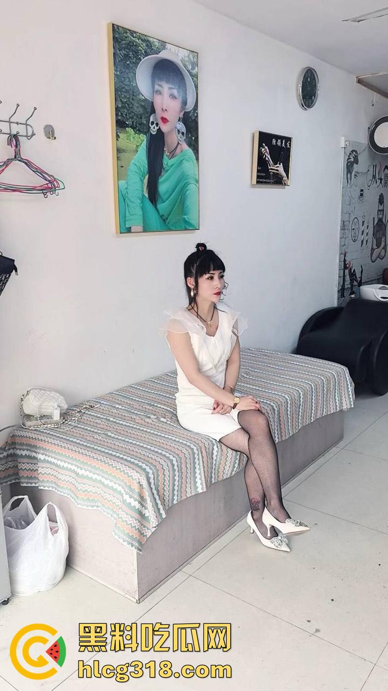 内蒙黑丝理发店老板娘【独领理发店】,离婚后快手擦边穿诱人丝袜卖骚,约炮体育生爆操骚穴!-8