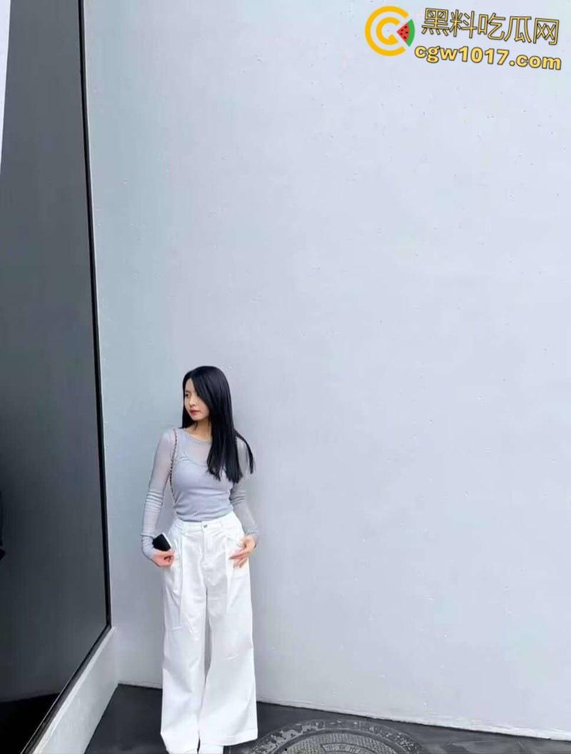 富二代约炮大神【fkabuto】，约操西安音乐学院气质尤物，露脸口交一脸骚样，蒙眼调教 无套爆操白浆四溢！-3