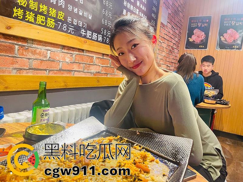 二手车就怕前车主有钥匙，苏州大奶长腿骚逼【杨思婷】，背着现男友约炮前男友，被男友发现后报复性操逼！