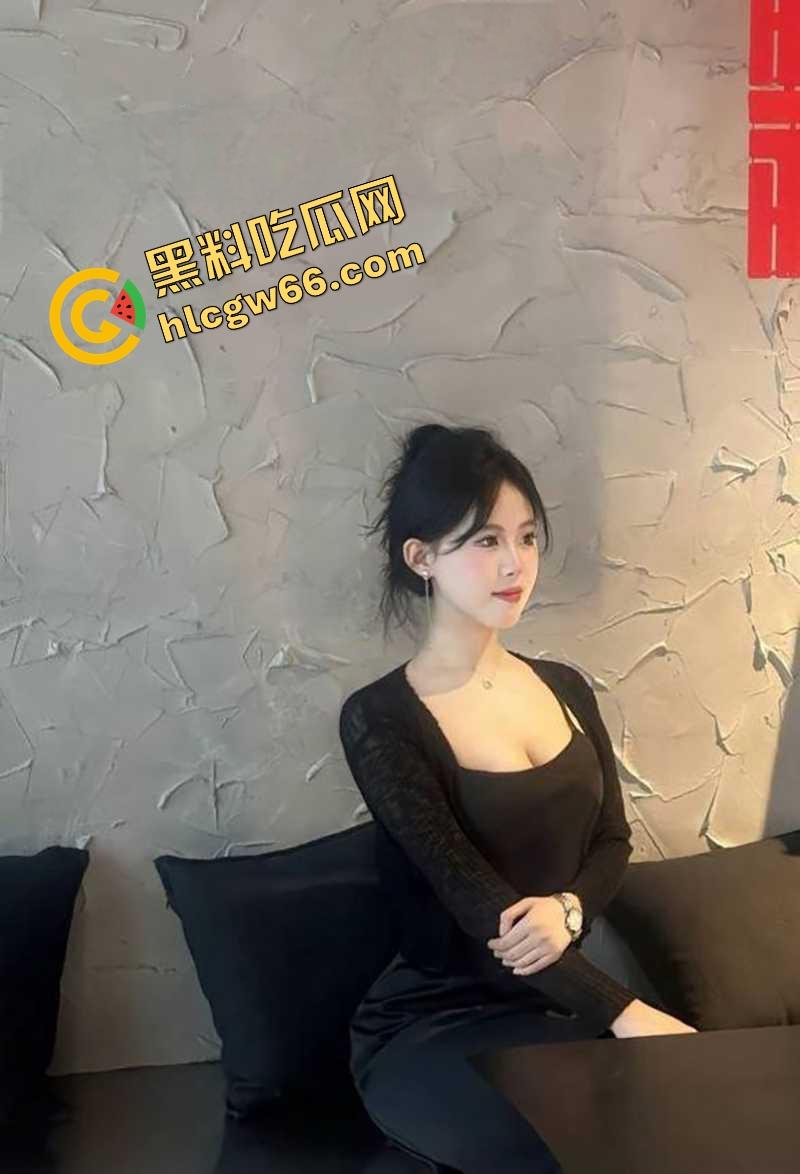 丽水骚货【俞佳林】白虎嫩逼内射疯传,口交舔到腿发软,粉嫩小穴夹鸡巴夹到爆浆!-1