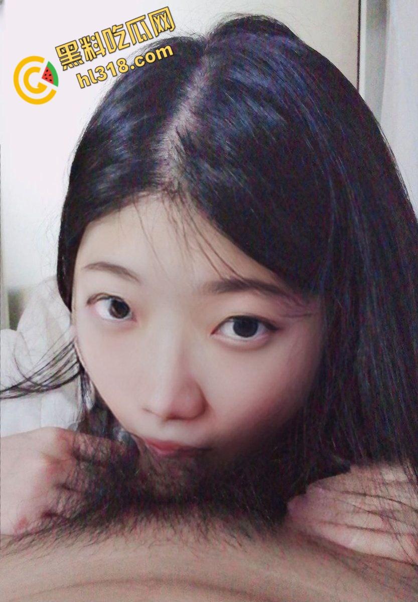 四川清纯眼镜护士【黄依琳】,黑丝眼镜母狗床上淫水横流,主动女上骑乘害羞挡脸,娇喘对话反差至极 !-4