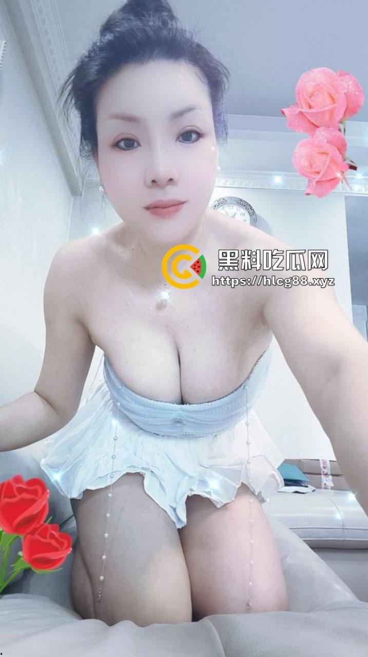 深圳龙岗东三村嫖客排队操嫩逼名鸡,扫街大神偷拍炸场,帽子叔叔硬着来抓!-3