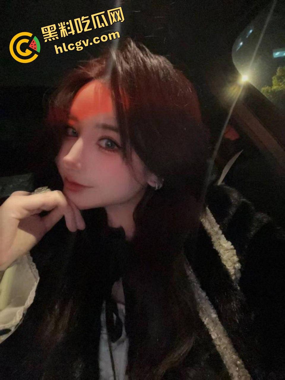 丰乳肥臀女神【CoupleLove】最新视频流出!单男猛操画面火辣,尽显被狂草的欲望!-1