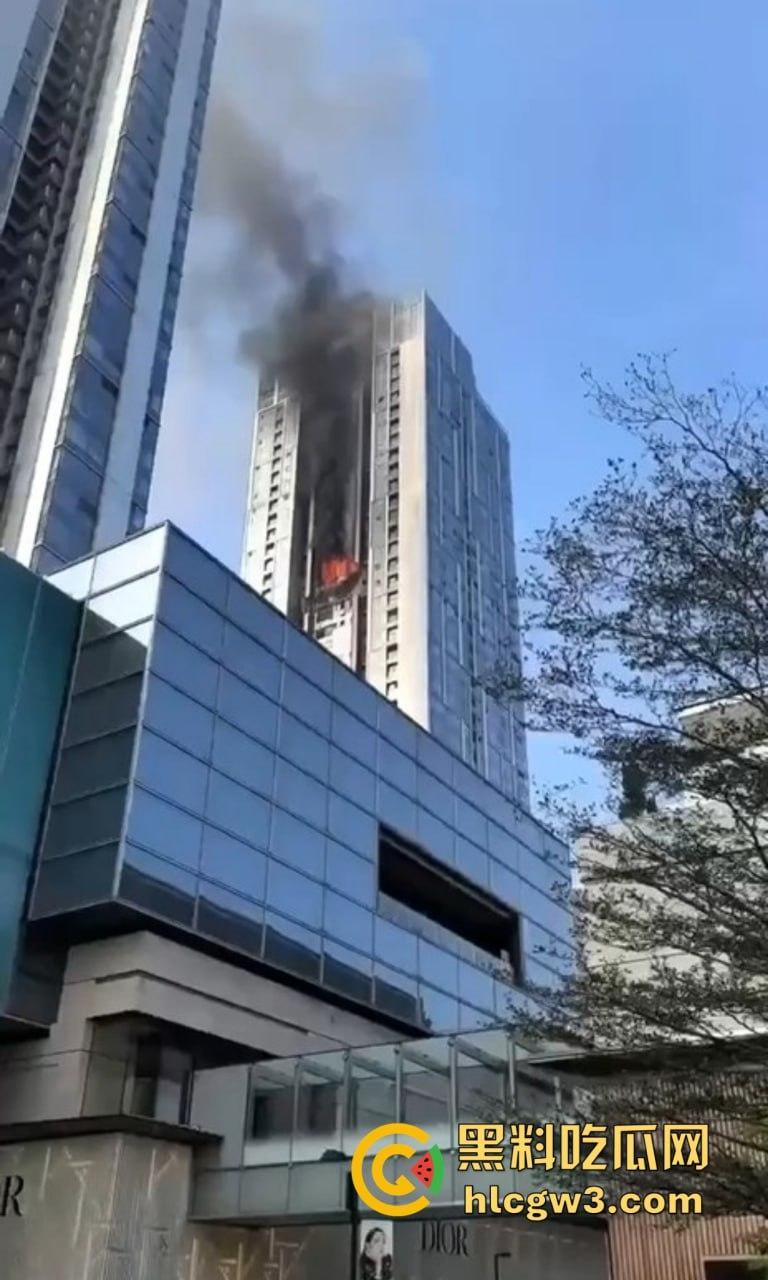 深圳湾豪宅成阎王快递中心,爆炸冲击波直接送人下楼,千万身价房子就这样突然爆炸!-8