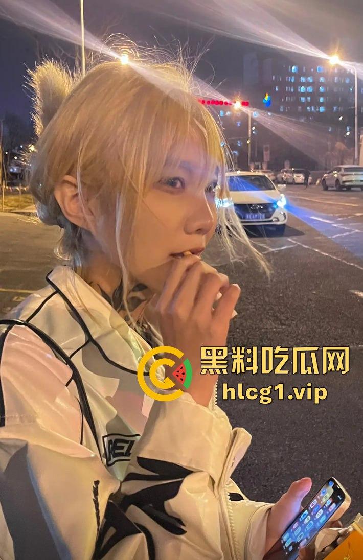 抖音女Rapper『尔晴没吃饱』花臂纹身女神的双面人生！前男友啪啪视频流出，反差婊形象大曝光！-5