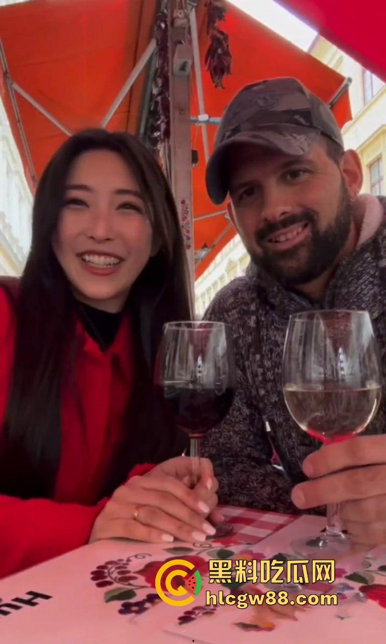 里斯本大奶留学生【胡依冉】街头被老外忽悠回家,共浴吃奶爆操随便玩,巨乳小骚逼被大屌输出!-9