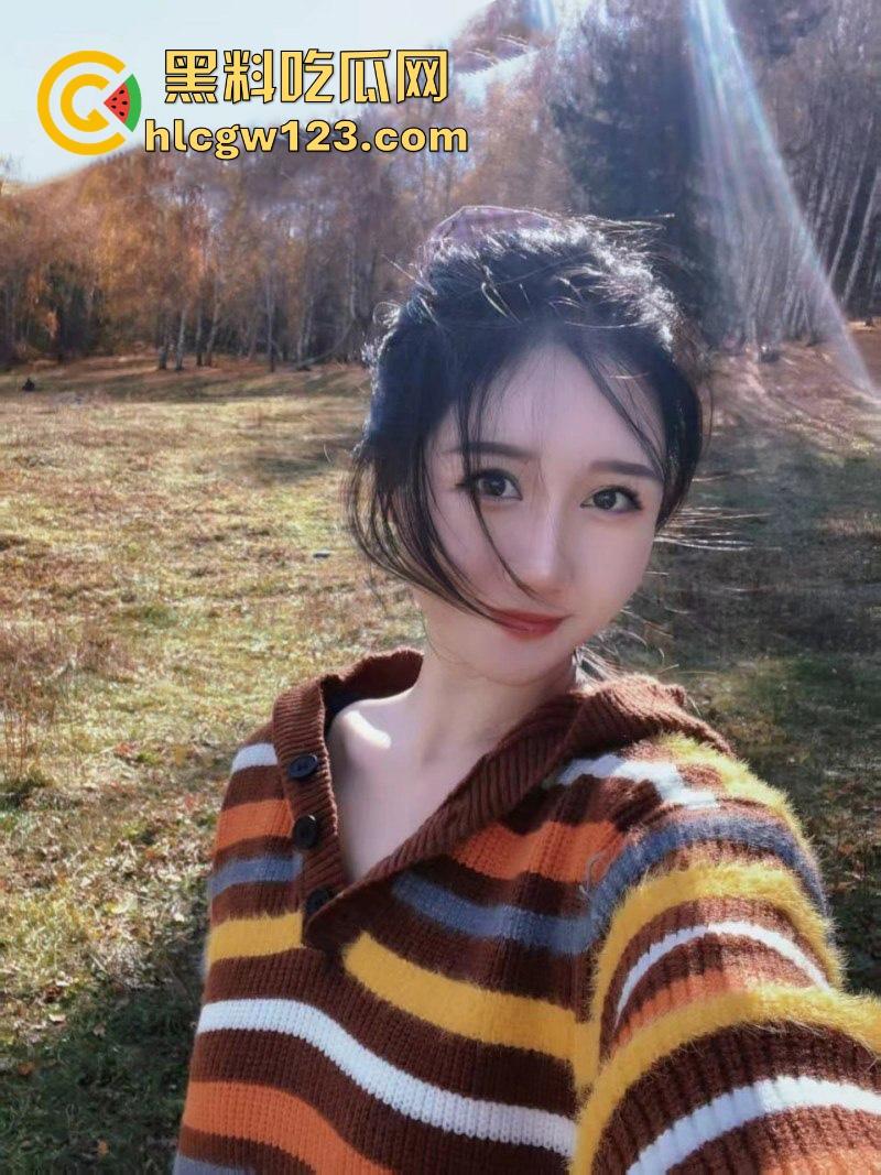 乱伦大神 我的长腿嫂子丝袜控 趁家里没人与嫂子翻云覆雨 情趣装肛交 爽到嫂子直呼要被撑爆!-2