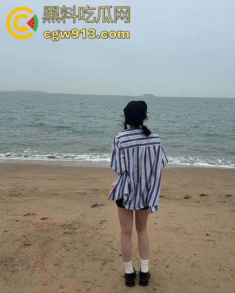 真实浙江顶级骚逼【陈小贝】被爆，和亲哥哥乱伦，酒店偷情闺蜜男友，躺在男友怀里被朋友们轮奸，这骚逼谁认识？-2