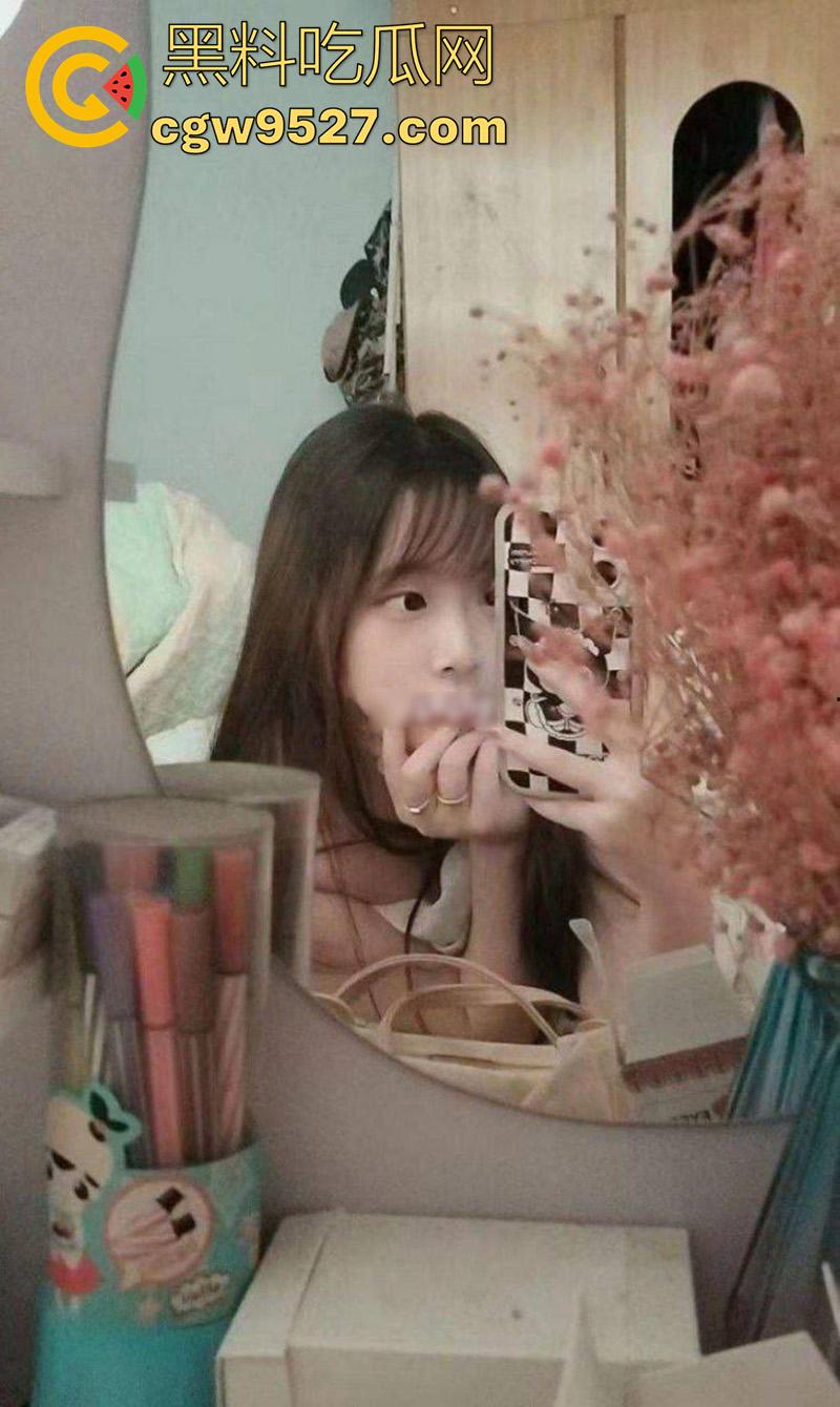 山东艺术学院舞蹈生【白梦雨】，清纯颜值顶级身材尤物，白天女神晚上母狗，被金主掰开嫩穴暴力抽插！-3