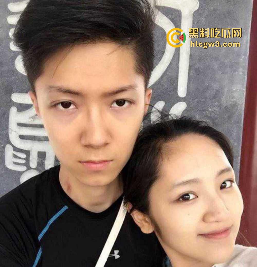 山东威海大学生情侣教室激情视频疯传！课桌上直接开干，分手后清纯妹子模样让人想起初恋！