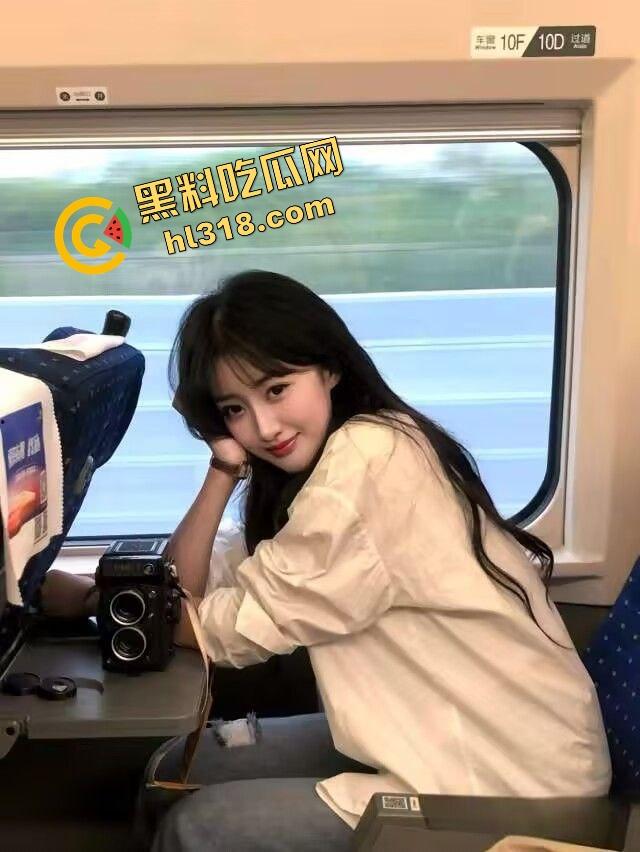 浙江旅游规划师『姚敏 』卖逼瞒老公被金主暴操调教,反差骚货爽到失禁喷尿,良家脸皮下的极品淫娃!-7