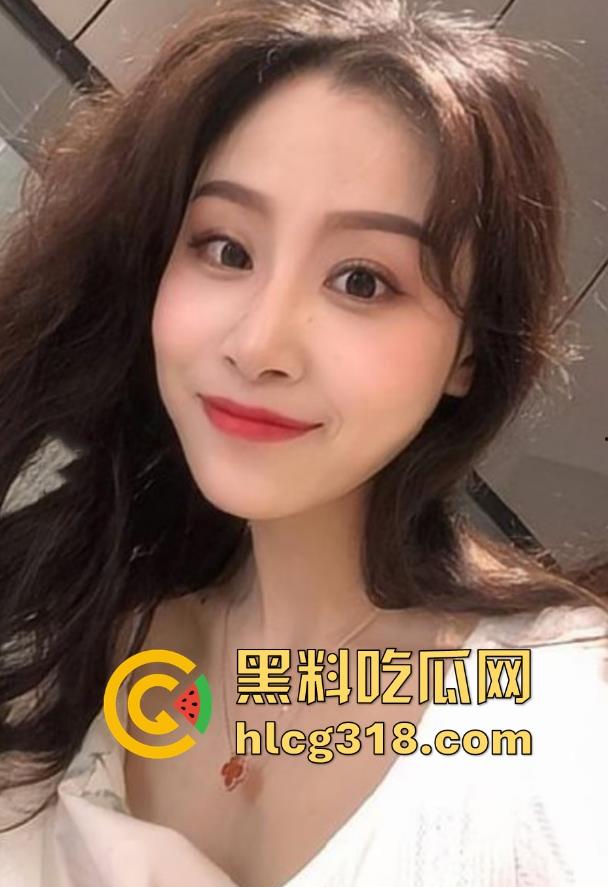 海角乱伦！用筋膜枪挑逗堂姐，巨乳翘臀无套激战，多体位交合激情四溢，深喉舔弄高潮迭起！