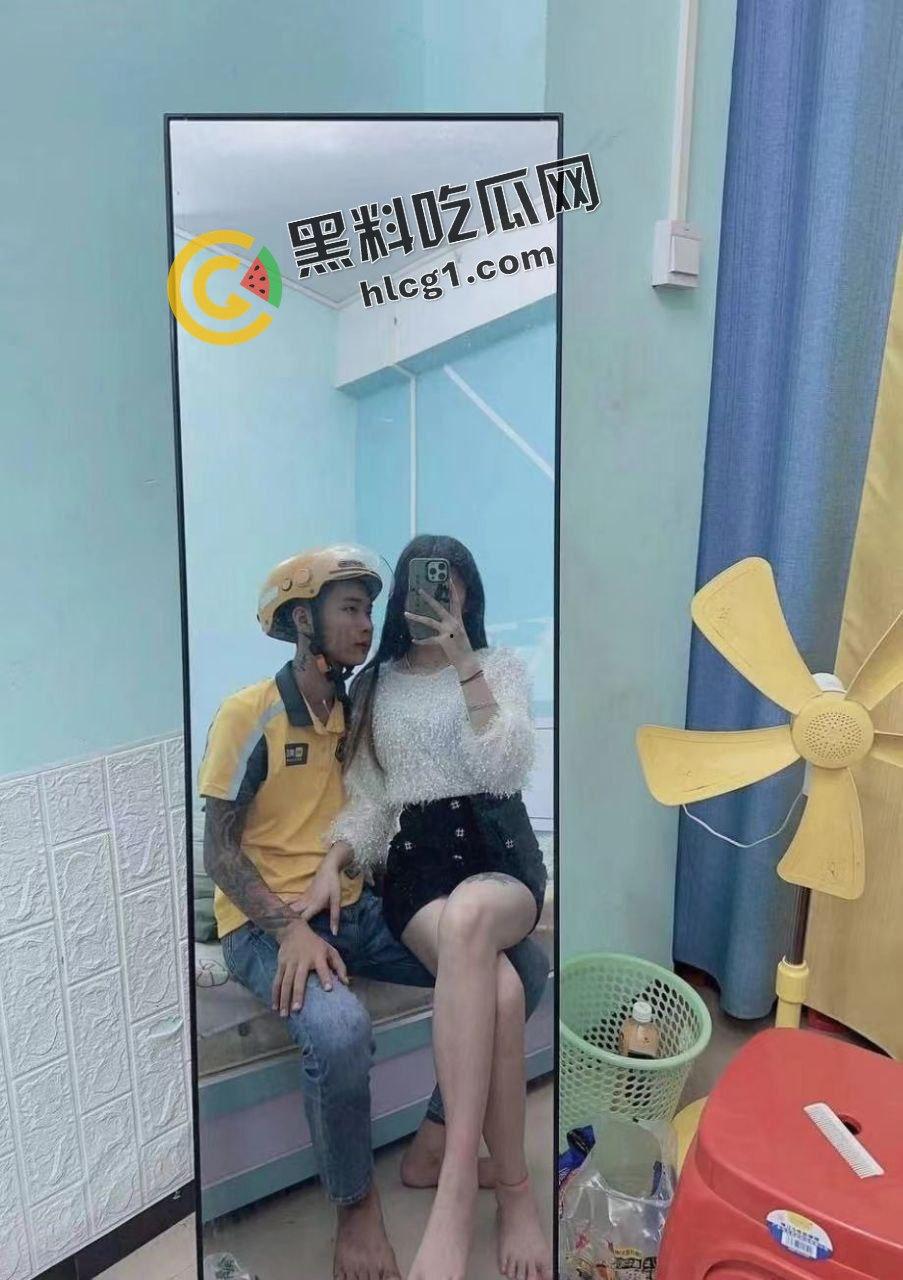 骚鸡勾引外卖员 找外卖员嫖娼 骑手半价 一句话的功夫让男人为我花钱 还能让骚逼止痒-2