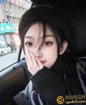 青岛酒吧坐台女【赵梦雪】,绝美颜值完美身材,JK制服白虎嫩穴被肛塞玩弄,无套后入叫床声十分诱惑!-1