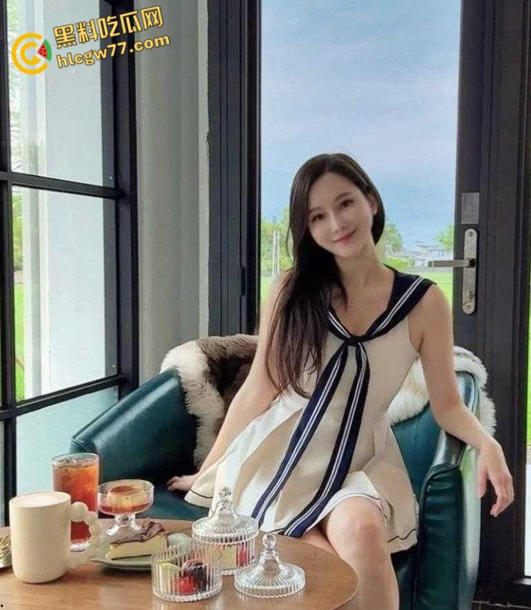 IG女神【杨琪安】私拍曝光！高颜值尤物口交后入被大屌操到浪叫失神！-4