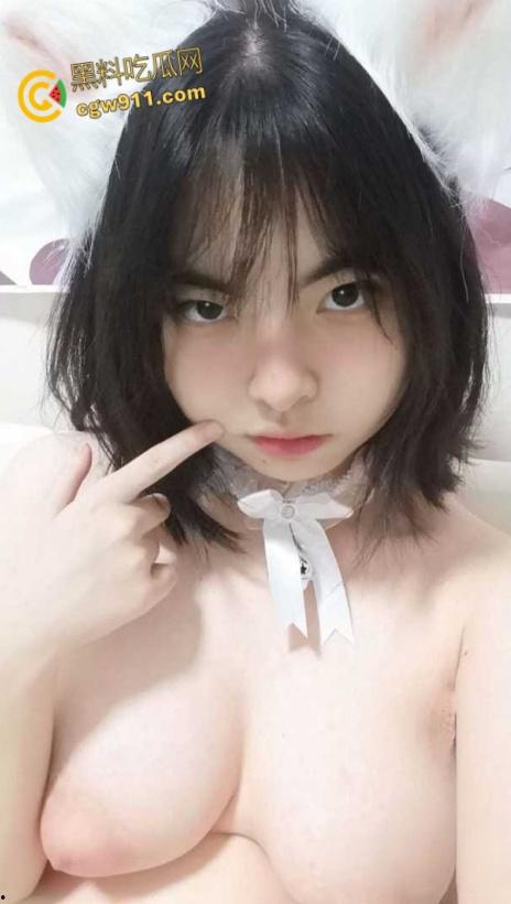 湖南常德清纯学生妹【于淑雅】,独居在家寂寞自慰,D罩杯逆天巨乳口交假阳具,跳蛋自慰骚穴淫水四溢!-7