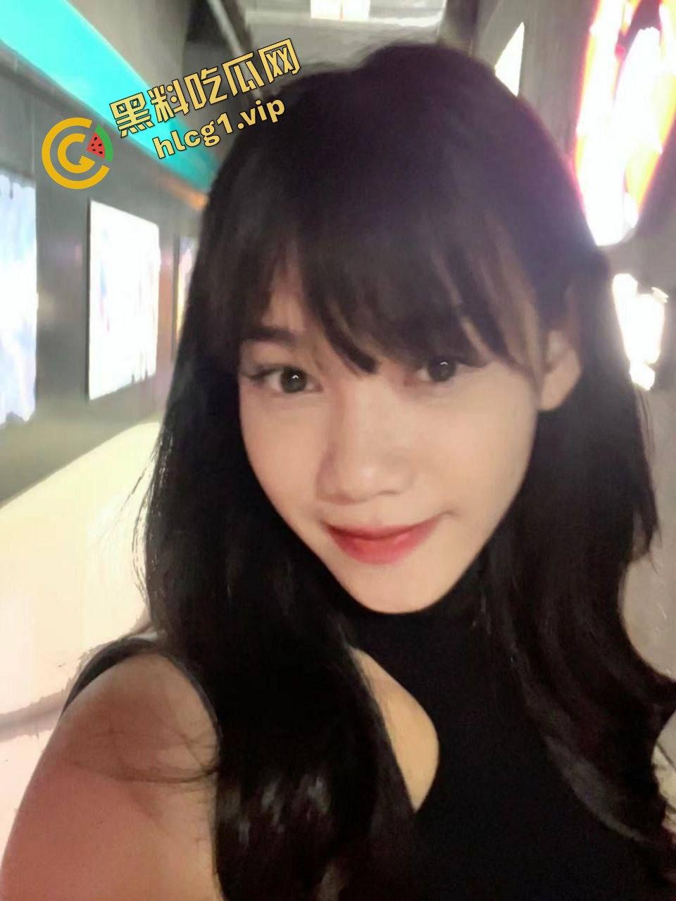 偷情的快乐谁懂!泉州反差婊贱母狗『罗丹妮』背着男友在外偷吃土豪大哥 惨遭曝光!-3