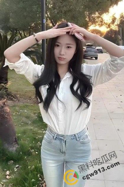 海角乱伦!嫂子的制服诱惑,高跟黑丝性感迷人,嫩逼把精子全吸光,酒店乱伦激情一夜-1