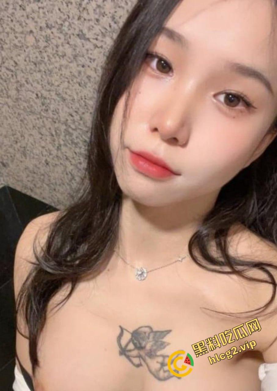 推特反差网红美少女唏唏定制私拍曝光！高颜值刺青女神极致性感魅惑！-3