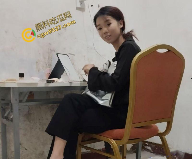 贵阳开阳出轨人妻【颜珍艳】丑闻!丰满巨乳、口技一流,被奸夫各种爆操性病缠身,贪婪与背叛的悲剧-2