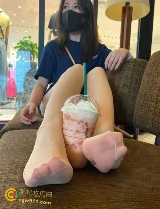 四川建设银行贷款经理【陆新菁】,极品御姐肉丝美腿,被银行大客户包养,被操的淫语不断,丝袜美臀全是精液!-5