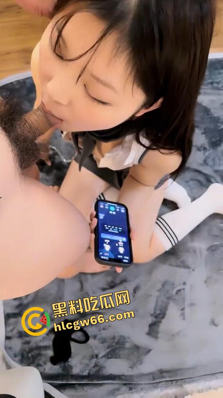 太原母狗『李楠欣』大奶翘臀金主调教,狗链吃屌啪啪,一边舔屌一边聊骚沸羊羊,淫语爆棚!-9