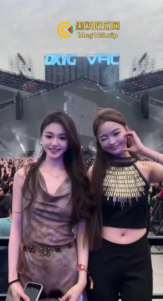 三只羊主播【洋洋】被潜规则实拍视频被扒 那些年在三只羊吞过精的女人原来这么多?-6