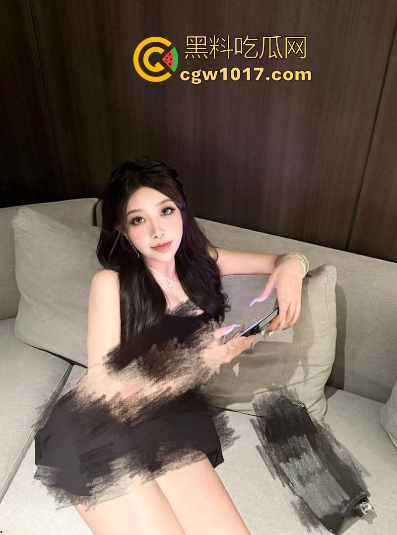 淫荡嫂子黑丝情趣诱惑,无套爆操,淫语充满了整个房间,口爆吞精反差拉满!-3