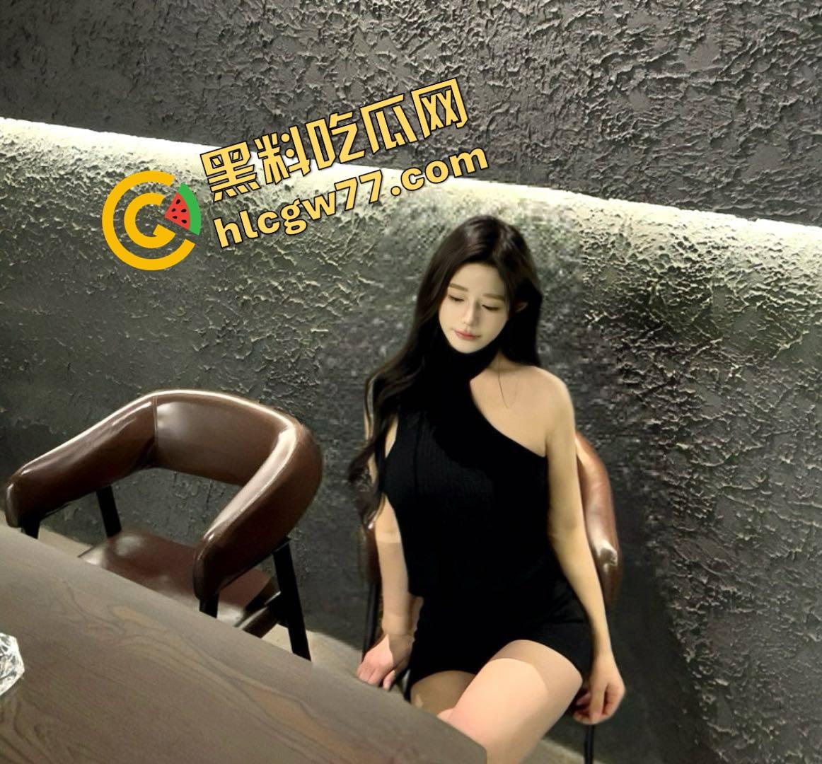 精神小伙【陈俣欹】朋友圈破防,狂喊我要操死你,抖音直播要啪啪李藤,现场录屏火爆全网!-5