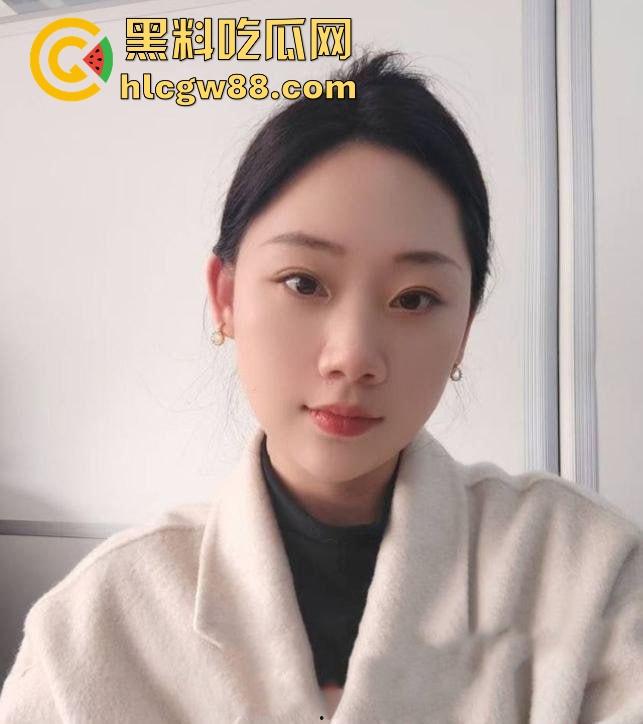 不是老师不会叫 哥哥你要不带套 重庆希望小学极品骚货老师【秦依依】 露脸开发调教黑丝开裆淫叫！-2