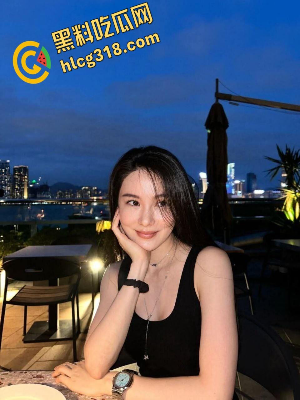 香港中文大学气质御姐【郭碧乐】，毕业后高管白领寂寞自拍，美乳大长腿主动女上尽显完美身材 !-2