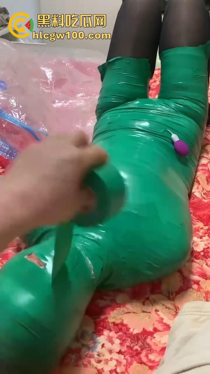 奇葩重口味SM小游戏窒息性爱,这样过后是不是女主更容易高潮?-4