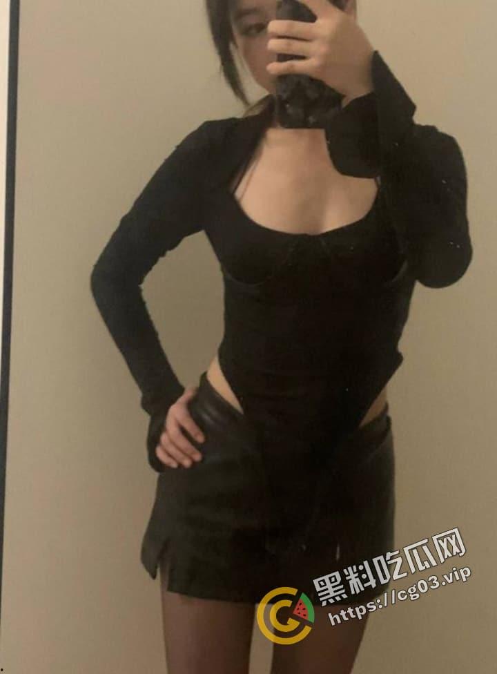 曝光!长沙万达金融写字楼物业约炮老混圈女【zwz】母狗属性拉满 特别是酒后做爱都是一脸懵逼-1